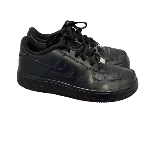 Nike Shoes - Nike Air Force 1s Black